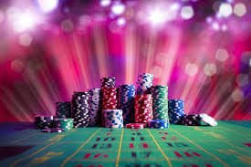 Filipino player accessing jl90 casino live baccarat table on mobile phone